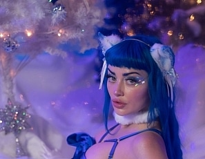 sexxxmas kitten